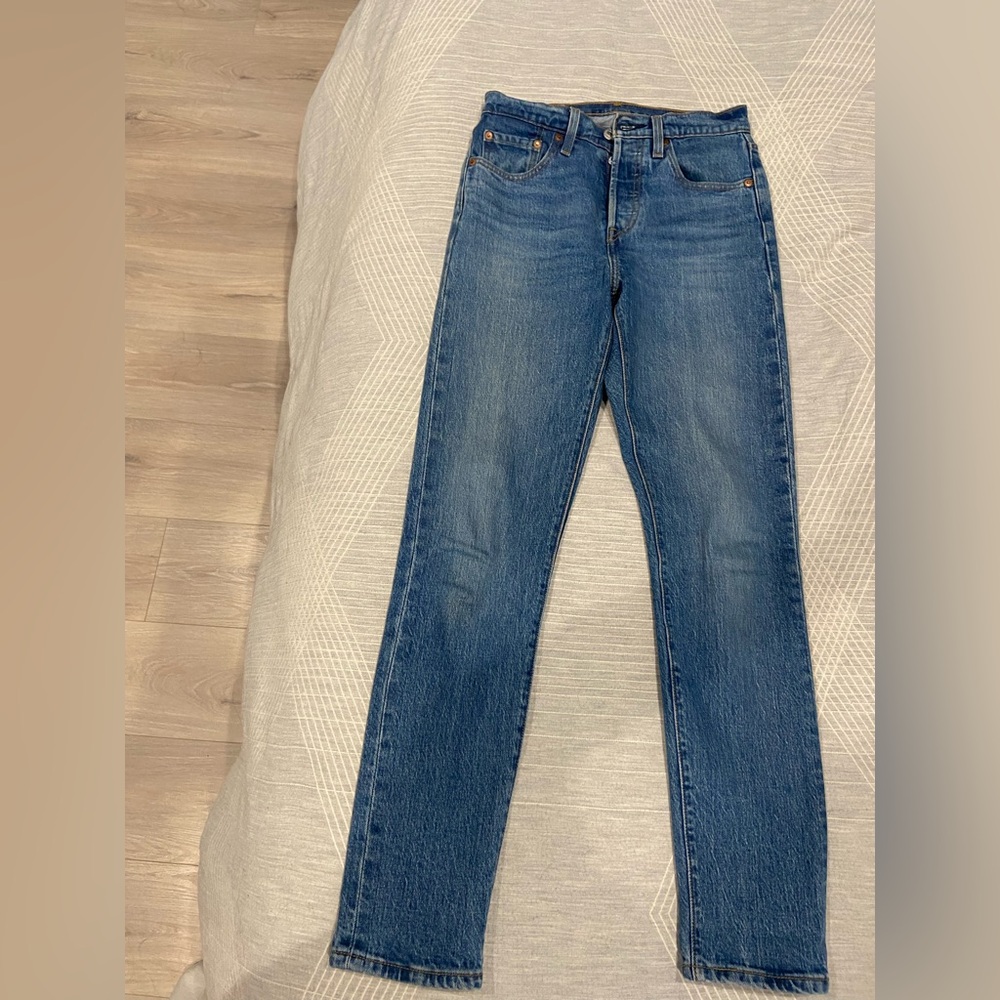 Levi’s premium 501 skinny 25x30